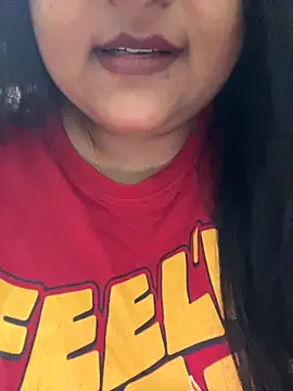 smile pretty online show from November 20, 6:29 pm