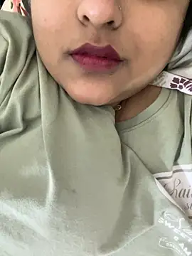 smile pretty online show from November 25, 6:52 pm