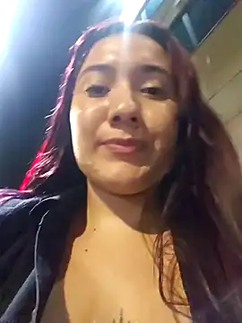 Snapshot of Blushing_Katy chatting on January 4, 3:07 am Blushing Katy online show from January 4, 3:07 am