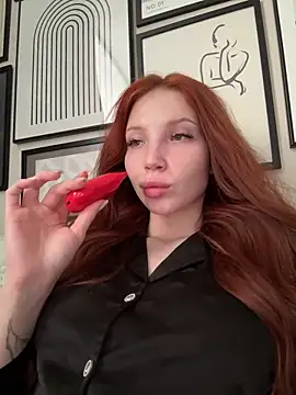 JudyWalkerr online show from February 20, 12:25 pm