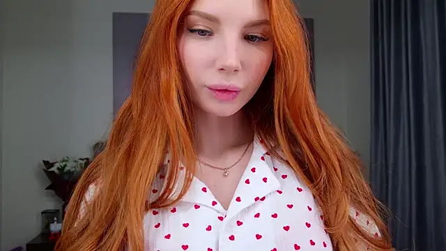 JudyWalkerr online show from October 2, 1:40 pm