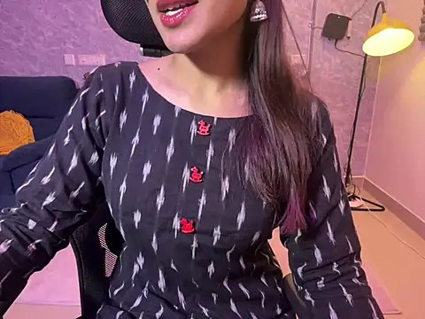 MidnightFlame online show from December 21, 2:26 pm