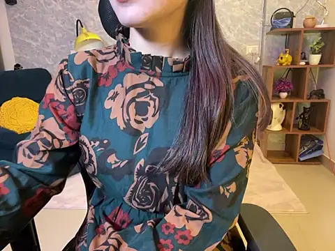 MidnightFlame online show from February 2, 4:32 pm