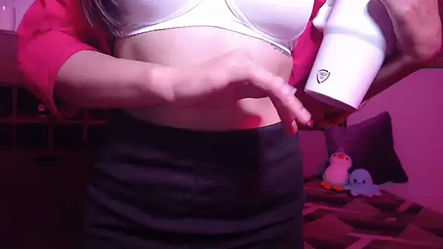 MidnightFlame online show from October 28, 5:26 pm