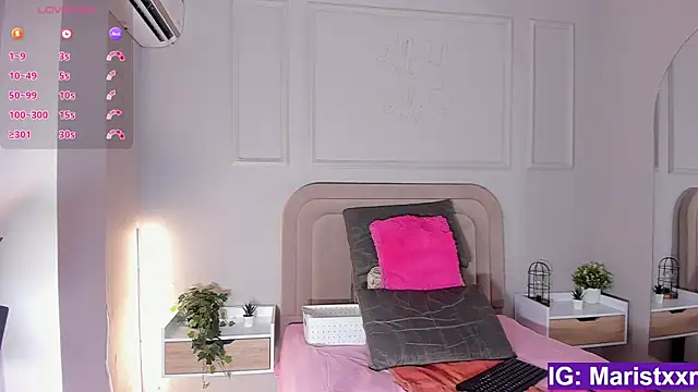 Maristxxr online show from October 31, 7:37 pm