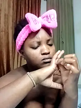 Ebony butt online show from November 30, 2:04 am