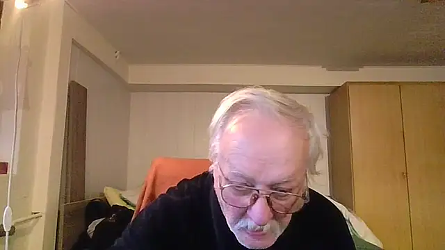 Snapshot of Sammy1660 chatting on January 22, 8:07 am Sammy1660 online show from January 22, 8:07 am