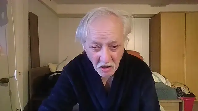 Snapshot of Sammy1660 chatting on February 19, 4:44 pm Sammy1660 online show from February 19, 4:44 pm