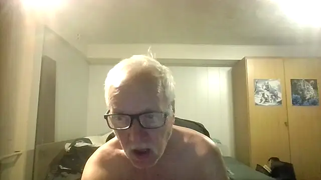 Snapshot of Sammy1660 chatting on September 20, 4:35 am Sammy1660 online show from September 20, 4:35 am