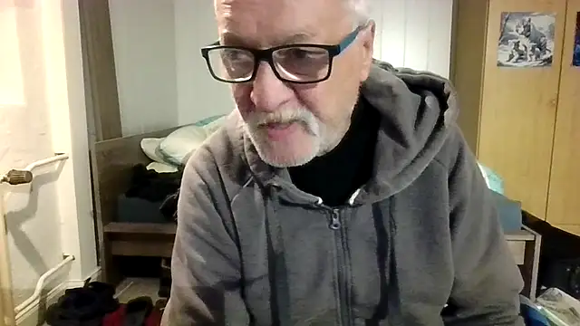 Snapshot of Sammy1660 chatting on October 5, 11:35 pm Sammy1660 online show from October 5, 11:35 pm