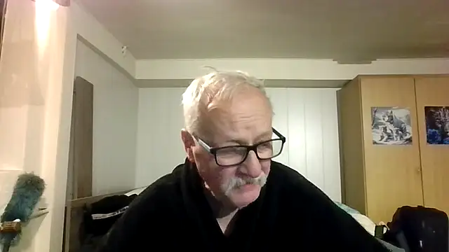 Snapshot of Sammy1660 chatting on October 9, 5:16 am Sammy1660 online show from October 9, 5:16 am