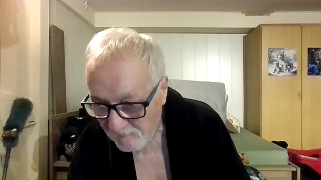 Snapshot of Sammy1660 chatting on November 3, 5:14 pm Sammy1660 online show from November 3, 5:14 pm