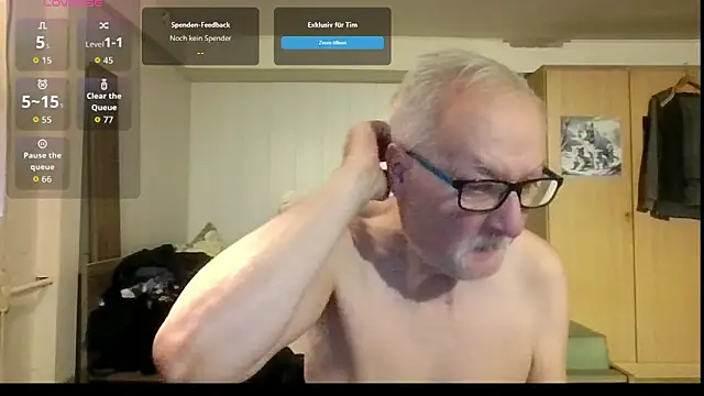 Snapshot of Sammy1660 chatting on November 28, 7:22 am Sammy1660 online show from November 28, 7:22 am