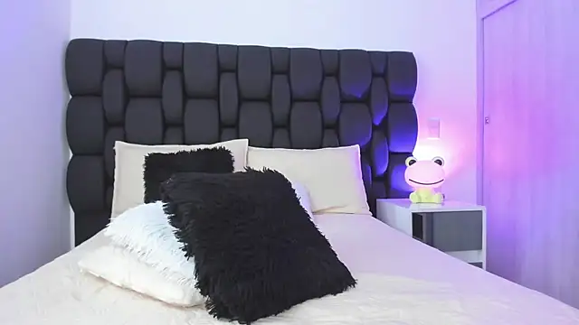 Cristel Boom online show from January 10, 3:58 pm