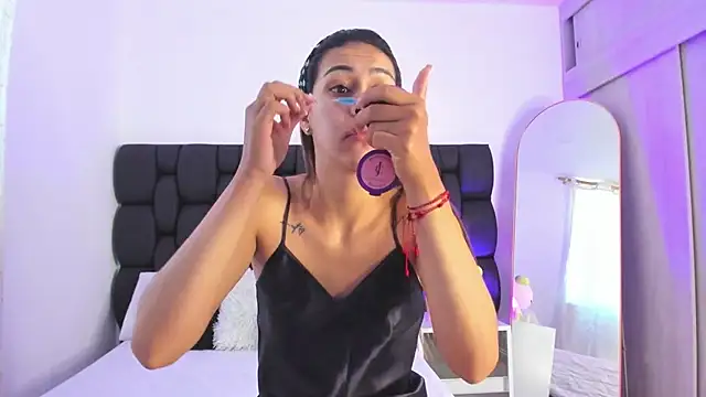 Cristel Boom online show from January 29, 1:07 pm