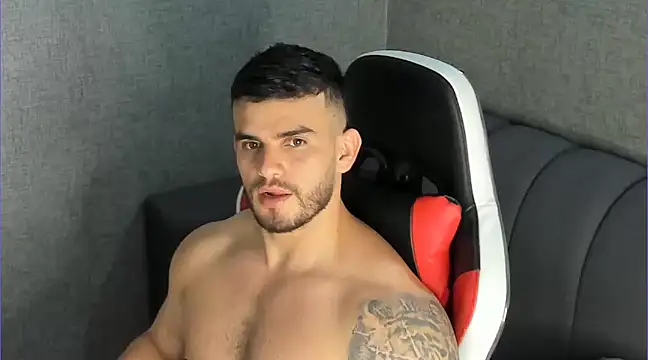 Ricardogo19 online show from January 19, 2:57 am