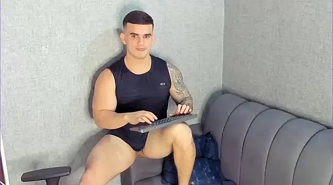 Ricardogo19 online show from January 28, 7:32 am