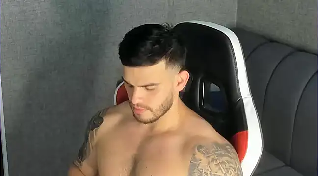 Ricardogo19 online show from March 2, 10:27 pm