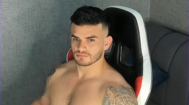 Ricardogo19 online show from March 18, 10:48 pm