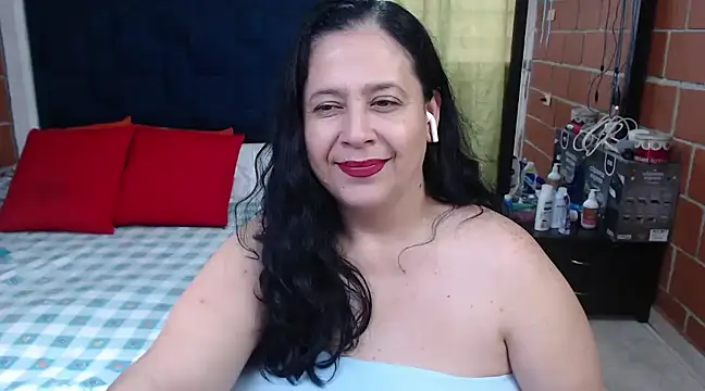 karlaton1977 online show from March 4, 5:45 pm