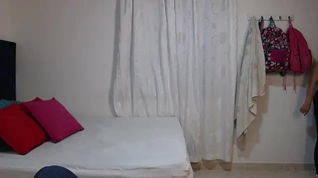 karlaton1977 online show from October 19, 3:23 pm