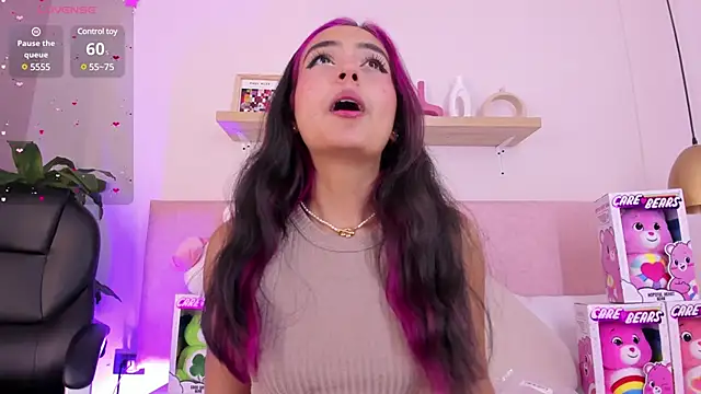 emily bank online show from February 1, 7:23 pm