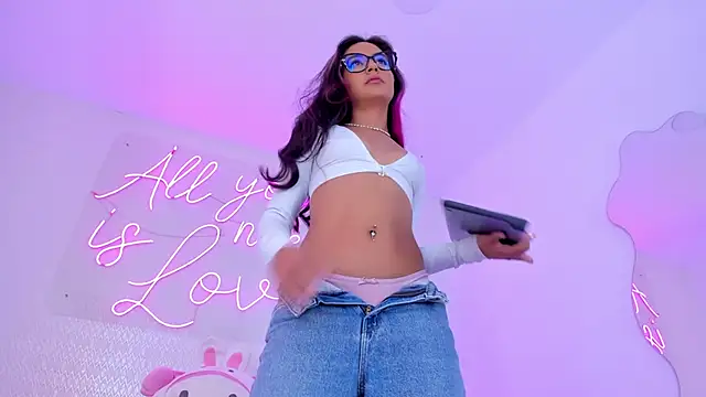 emily bank online show from September 22, 8:11 pm