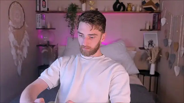 Snapshot of DexterDexx chatting on September 22, 10:23 pm DexterDexx online show from September 22, 10:23 pm