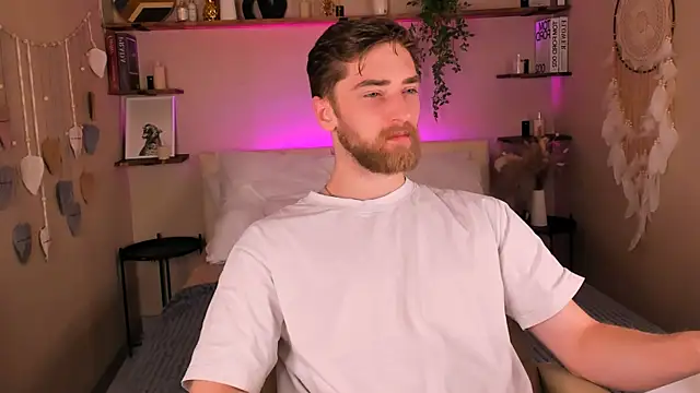 Snapshot of DexterDexx chatting on October 20, 10:32 pm DexterDexx online show from October 20, 10:32 pm