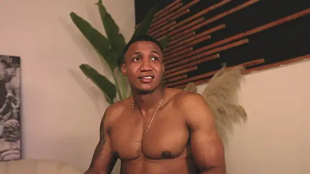 Logan Varela online show from February 4, 11:49 pm