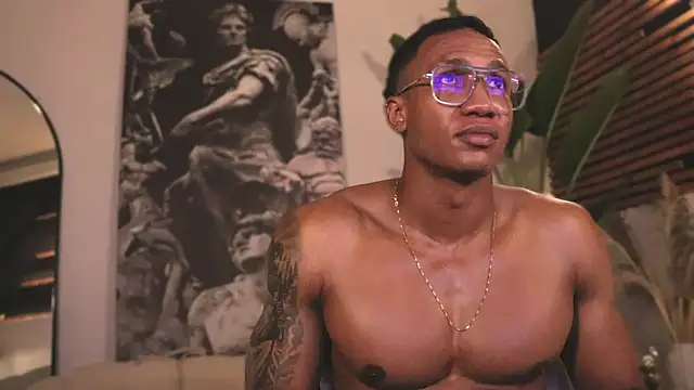 Logan Varela online show from February 13, 12:24 am