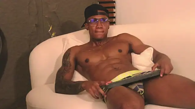 Logan Varela online show from February 28, 8:20 am