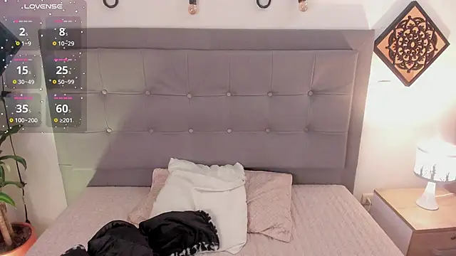 Agatha Vixen online show from February 12, 3:38 pm