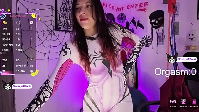 Snapshot of 1Alana_W chatting on October 30, 1:45 pm 1Alana W online show from October 30, 1:45 pm