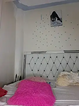 Snapshot of C-yoyo chatting on February 11, 8:10 pm C-yoyo online show from February 11, 8:10 pm