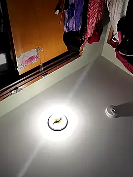 gurlnips online show from February 7, 12:09 am