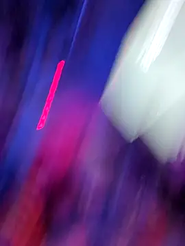 gurlnips online show from February 11, 4:33 am