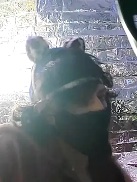 gurlnips online show from March 22, 6:54 am