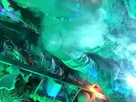 gurlnips online show from September 17, 5:53 am