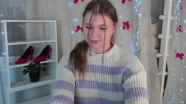 Rebecca Kelly online show from January 9, 12:46 am