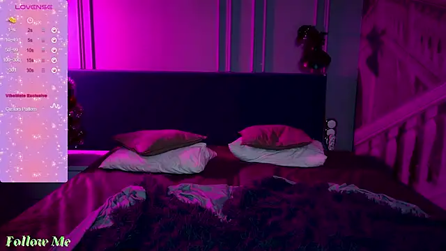 Snapshot of Liv_Fay chatting on January 4, 7:23 pm Liv Fay online show from January 4, 7:23 pm