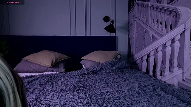 Snapshot of Liv_Fay chatting on January 23, 1:35 pm Liv Fay online show from January 23, 1:35 pm