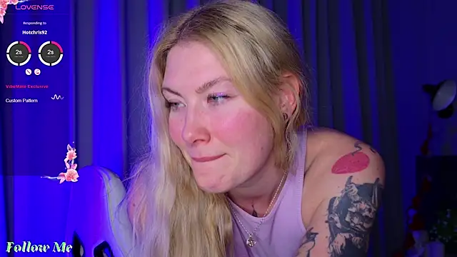 Snapshot of Liv_Fay chatting on February 6, 4:36 pm Liv Fay online show from February 6, 4:36 pm