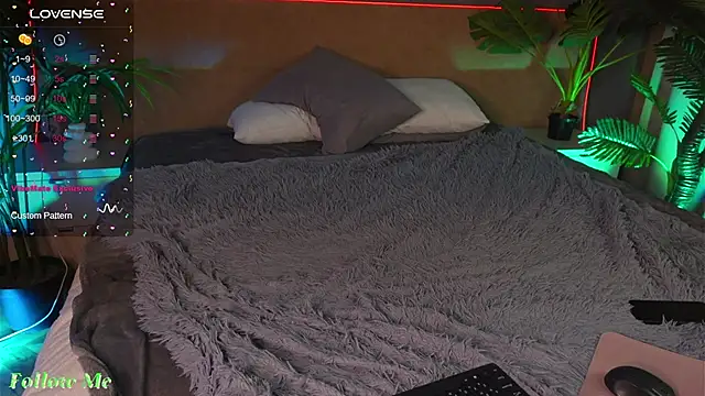 Snapshot of Liv_Fay chatting on March 14, 3:48 am Liv Fay online show from March 14, 3:48 am