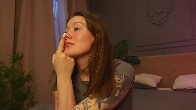 Snapshot of Liv_Fay chatting on October 11, 2:59 pm Liv Fay online show from October 11, 2:59 pm