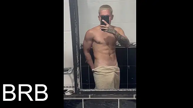 Snapshot of DerekOlsen chatting on March 17, 4:40 am DerekOlsen online show from March 17, 4:40 am