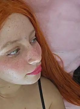 Snapshot of Massa8 chatting on October 12, 1:43 pm Massa8 online show from October 12, 1:43 pm