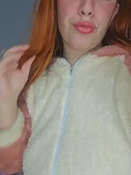 Snapshot of Massa8 chatting on November 28, 11:29 pm Massa8 online show from November 28, 11:29 pm