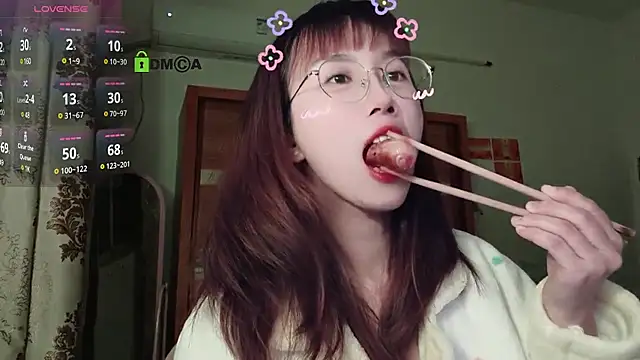 Lili 666 online show from January 13, 4:41 pm