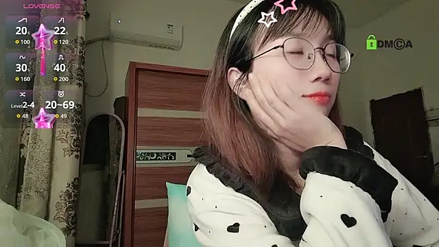 Lili 666 online show from November 19, 5:13 pm